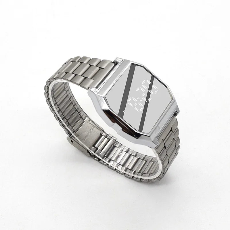 Casio Montre Écran Tactile Vintage